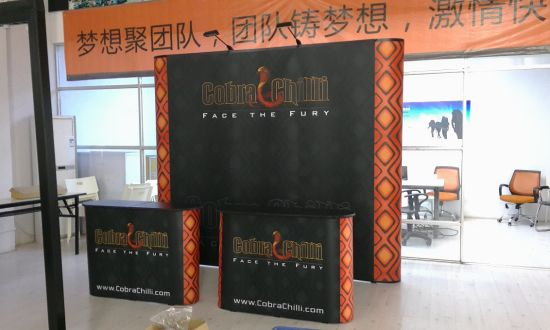 Folding Advertising Horizontal China Fabric Pop up Backdrop Display Banner Stand Exhibition Booth